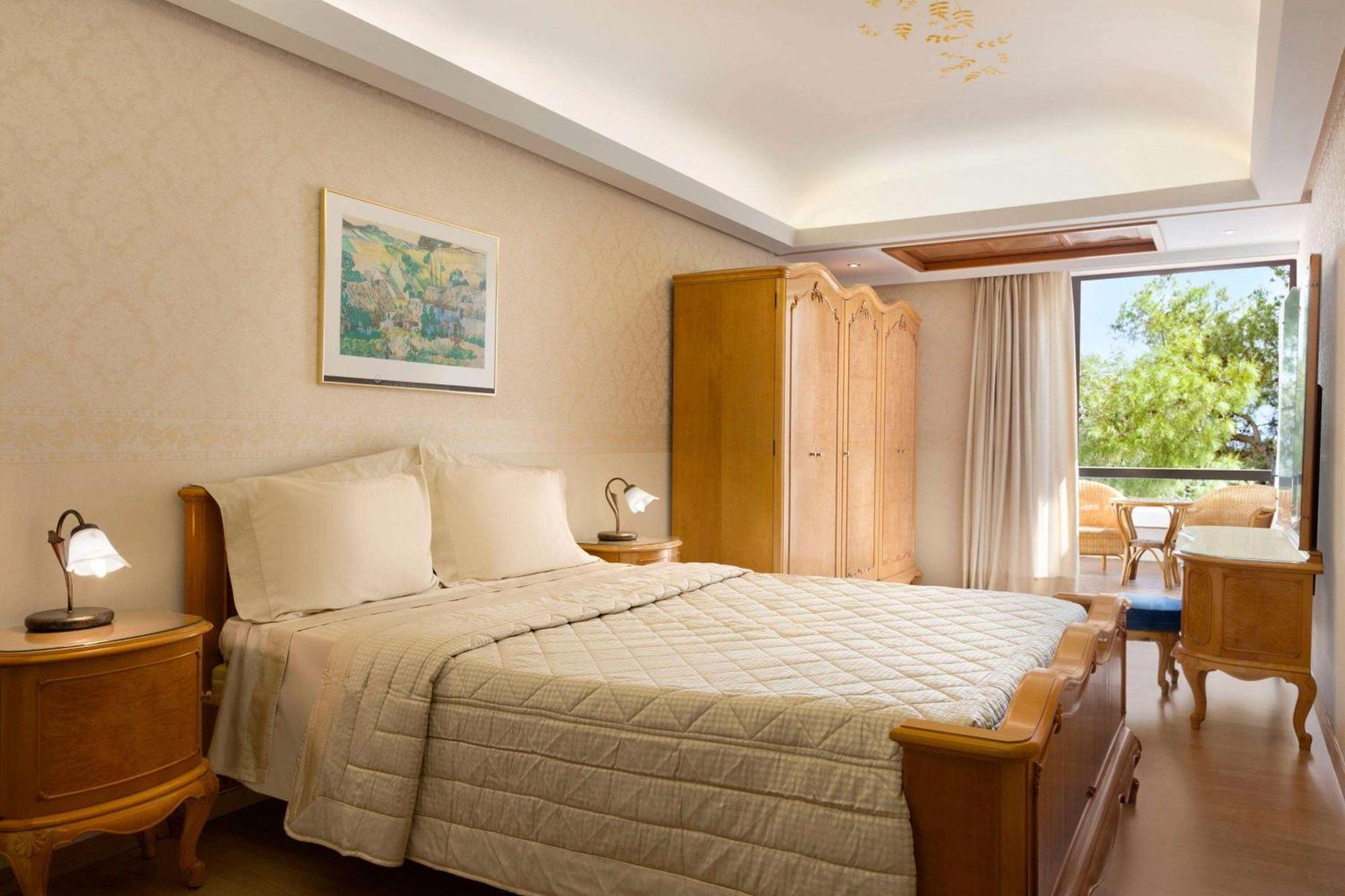 Ramada Loutraki Poseidon Resort Exterior photo